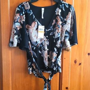 LAST CHANCE! NWT, American Rag, black w/floral design, short sleeve blouse